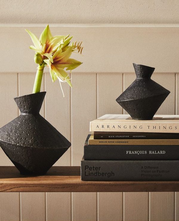 Lọ decor hình học đen – Black Geometry Vase