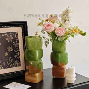 Bình Thuỷ Tinh Decor BTT025